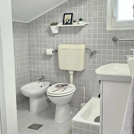 House Katarina 度假居 *